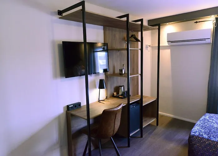 Ξενοδοχείο Tasty World