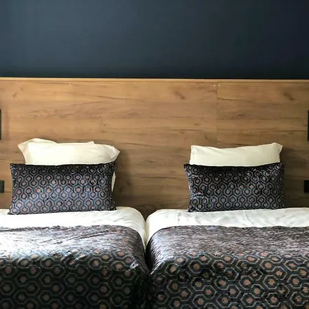 Tasty World فندق Hoogerheide